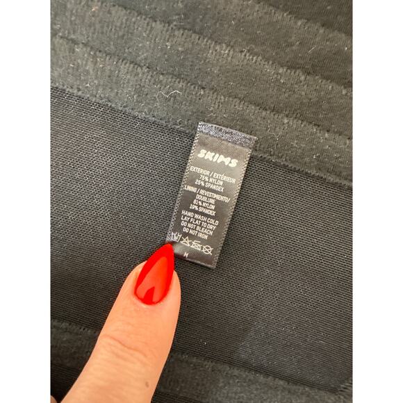 NEW Skims Seamless Sculpt Mid Waist Thong Mica Beige Shape Wear BUNDLE Size M - Picture 6 of 12